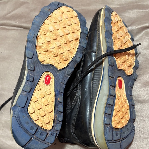 Jordan Black and Blue High-Top Sneakers - Picture 4 of 5